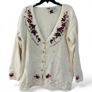 Vintage 90s Capacity Embroidered Cardigan Roses Cottage Oversized large beige